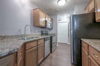 7883 Autumn Ridge Avenue in Chanhassen, MN - Building Photo - Building Photo