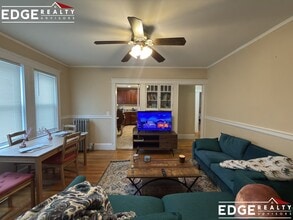 11 City View Rd in Brookline, MA - Foto de edificio - Building Photo