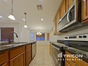 700 S 220th Ln in Buckeye, AZ - Building Photo - Building Photo