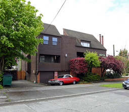 Norska Village in Seattle, WA - Building Photo - Building Photo