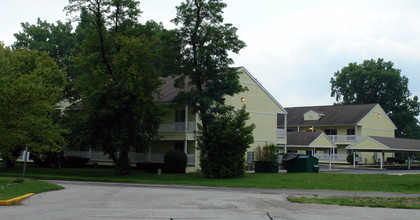 Stadium Club in South Bend, IN - Building Photo - Building Photo