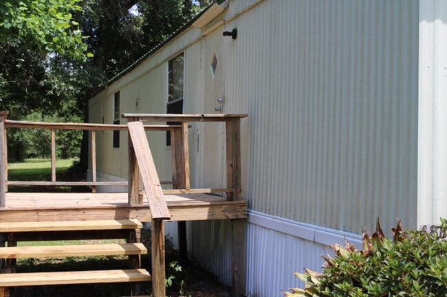 property at 4888 FL-71