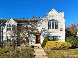 3108 Vroom Dr in Bridgewater, NJ - Building Photo