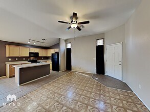 2018 E Calle Arroyo Lindo in Tucson, AZ - Building Photo - Building Photo