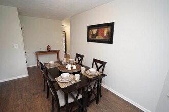 4576 Pepper Dr in Rockford, IL - Building Photo - Building Photo