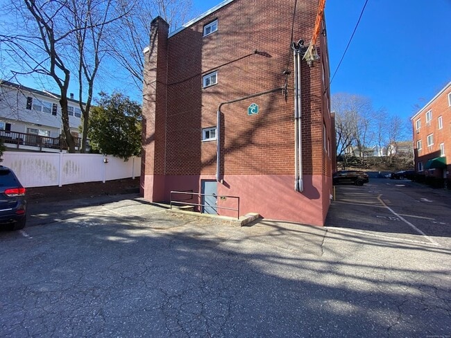 18 Prospect St in Norwalk, CT - Building Photo - Building Photo