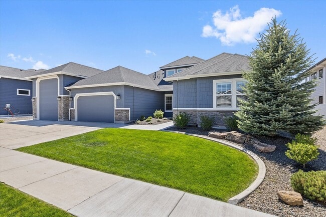 property at 8319 W Sparks Lake Dr
