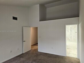 10142 SW 77th Ct in Miami, FL - Building Photo - Building Photo