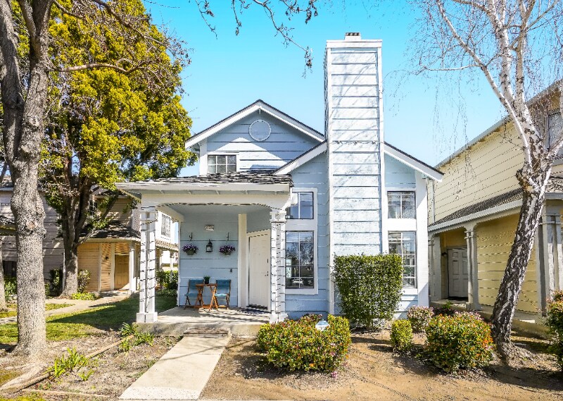 39720 Potrero Dr in Newark, CA - Building Photo