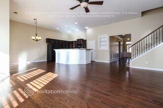 921 Upland Ives Dr in Sugar Hill, GA - Foto de edificio - Building Photo