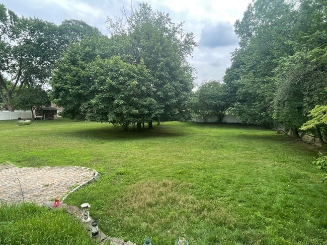 218 Ridge St in New Milford, NJ - Building Photo - Building Photo