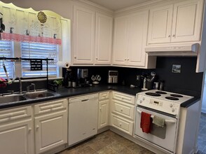 903 Mordecai Dr in Raleigh, NC - Foto de edificio - Building Photo