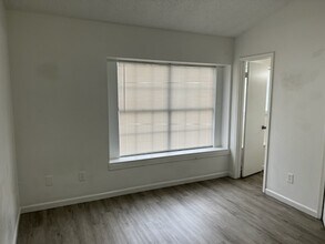 2410 Grasslands Dr in Killeen, TX - Building Photo - Building Photo