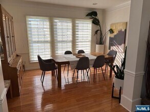 43 Mulberry Ct in Paramus, NJ - Building Photo - Building Photo