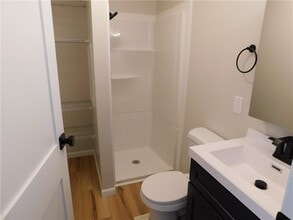 182 E Main St in Victor, NY - Building Photo - Building Photo