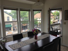 1706 N Arlington Pl, Unit B in Milwaukee, WI - Building Photo