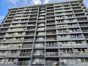 1621 Dole St in Honolulu, HI - Building Photo - Building Photo