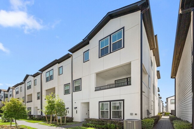 property at 2718 Grand Fountains Dr