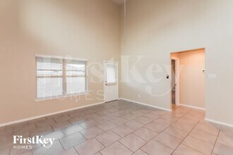 8011 Carillon Way in Rosharon, TX - Building Photo - Building Photo