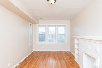 4449 N Hamlin Ave, Unit #  03 in Chicago, IL - Building Photo - Building Photo