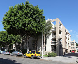 Renaissance Terrace in Long Beach, CA - Building Photo - Building Photo