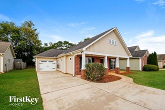 256 Stonecreek Pl in Calera, AL - Foto de edificio - Building Photo