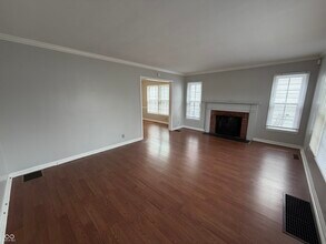 6191 Crittenden Ave in Indianapolis, IN - Building Photo - Building Photo