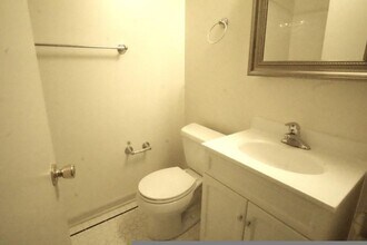 1311 W Leland Ave in Chicago, IL - Building Photo - Building Photo