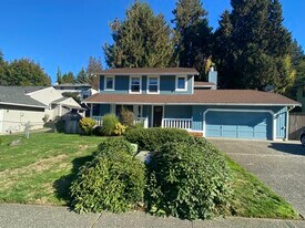 18323 Woodlands Way in Arlington, WA - Building Photo