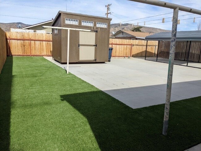 212 E J St in Tehachapi, CA - Building Photo - Building Photo