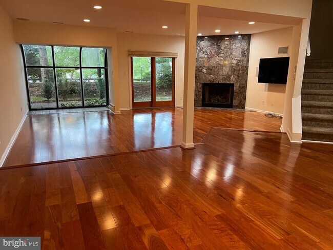 1710 Chanticleer in Cherry Hill Township, NJ - Building Photo - Building Photo