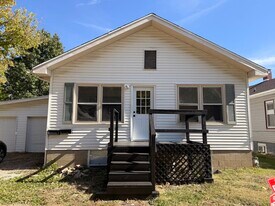 1504 Philo Rd in Urbana, IL - Building Photo