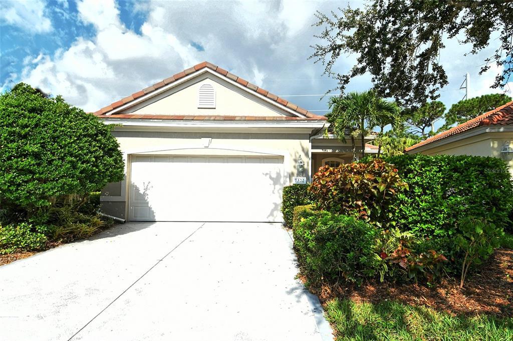 7322 Kensington Ct in Bradenton, FL - Building Photo