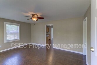 2401 Eagle Dr in Charleston, SC - Building Photo - Building Photo