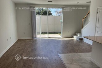 10333 Bradmore Rd in Ft. Myers, FL - Foto de edificio - Building Photo