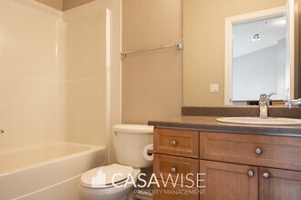 226-226 Macewan Rd in Edmonton, AB - Building Photo - Building Photo