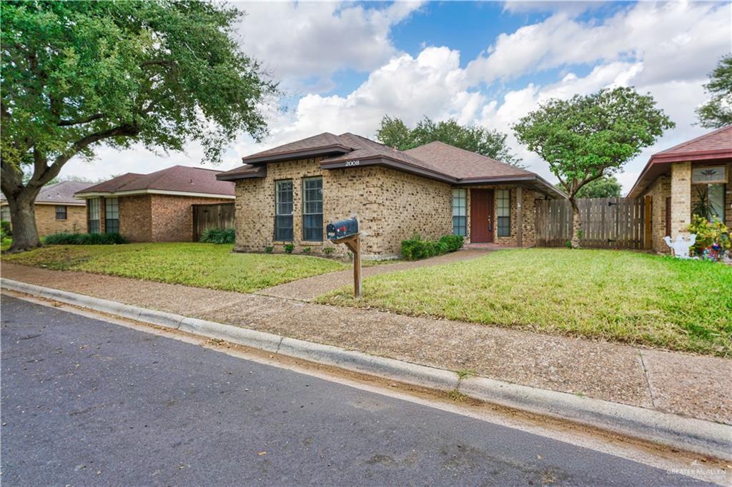 2008 Verdin Ave in McAllen, TX - Building Photo