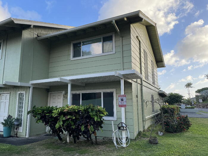 6201 Miloli?i Pl in Honolulu, HI - Building Photo