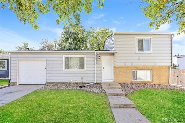 property at 17868 E Oxford Pl