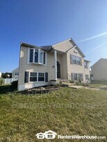 9 Snug Lagoon Ct in Middle River, MD - Building Photo