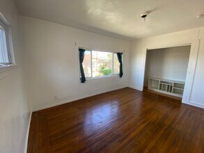 685 28th St, Unit 1 in Oakland, CA - Foto de edificio - Building Photo