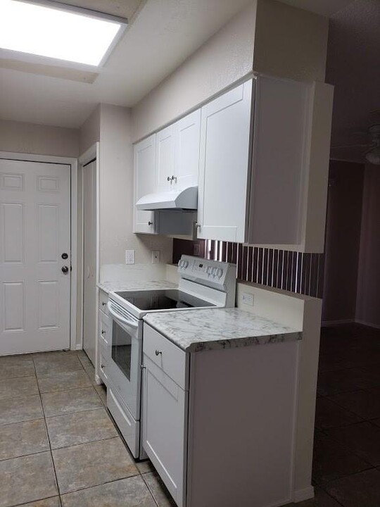 9021 E Grandview Dr in Mesa, AZ - Building Photo