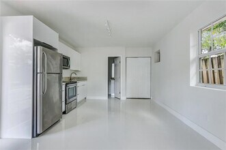 5715 NW 6th Ave in Miami, FL - Building Photo - Building Photo
