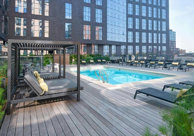 345 Harrison in Boston, MA - Building Photo - Building Photo