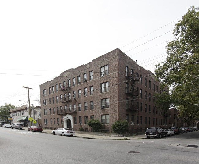 119-17 111th Ave in Jamaica, NY - Building Photo - Building Photo