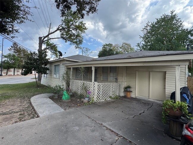 property at 4511 S Main St