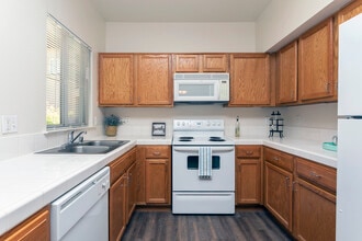 Villa Lucia Apartments - A Quiet Community... in Fresno, CA - Foto de edificio - Interior Photo