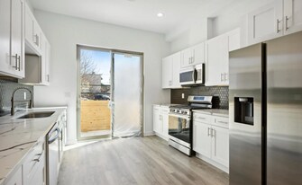 721 N Dekalb St in Philadelphia, PA - Building Photo