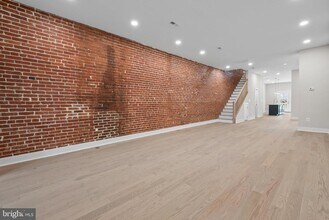 20 T St NW in Washington, DC - Building Photo - Building Photo