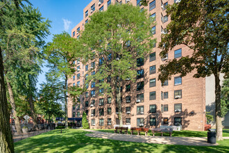 Clinton Hill Cooperative in Brooklyn, NY - Foto de edificio - Building Photo